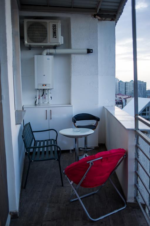 Apartment On Takaishvili Batumi Exterior photo